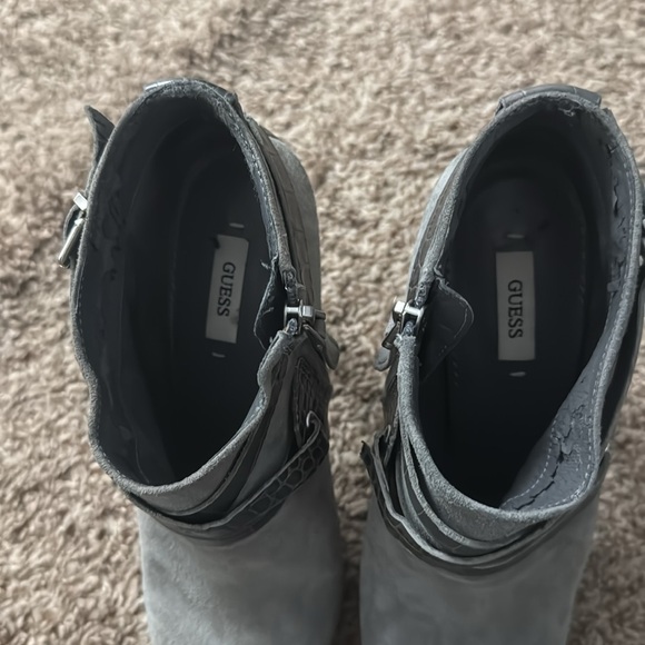 Gray Guess Booties size 8 - Picture 4 of 4